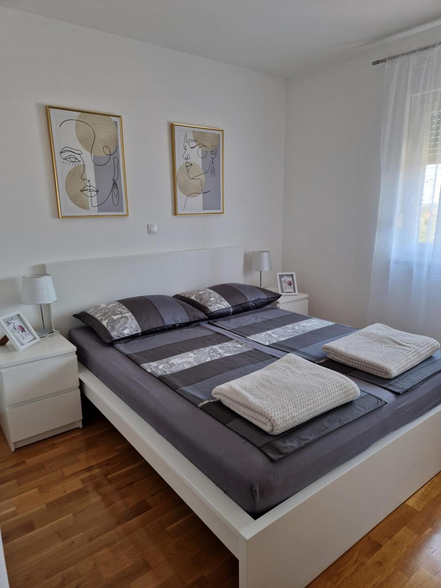 Apartman Nicol Liznjan Luaran gambar